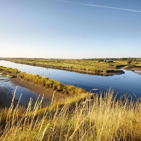 Nyaraló 200m De La Plage, Jardin, 2 Adultes 2 Enfants *
