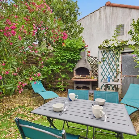 Nyaraló 200m De La Plage, Jardin, 2 Adultes 2 Enfants Les Bussolleries
