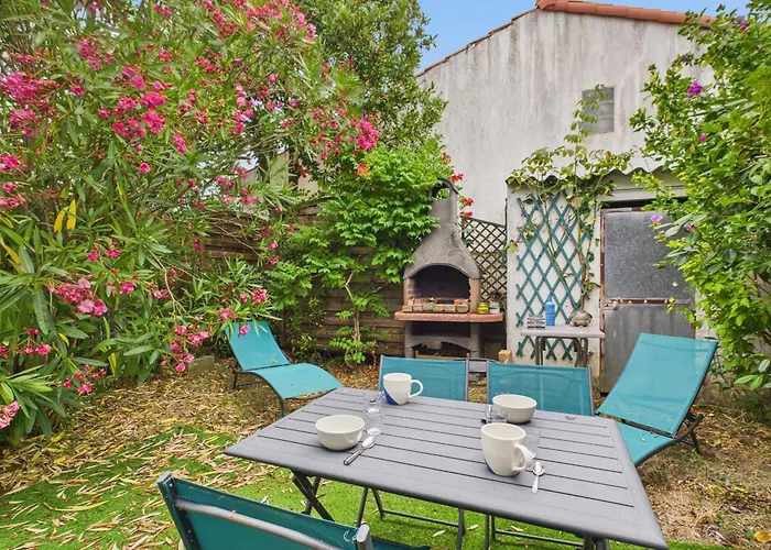 Ferienhaus 200m De La Plage, Jardin, 2 Adultes 2 Enfants Les Bussolleries