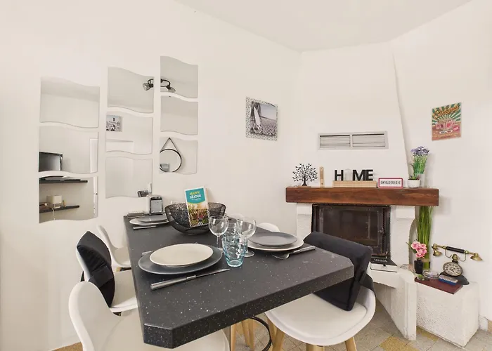 200m De La Plage, Jardin, 2 Adultes 2 Enfants * Les Bussolleries